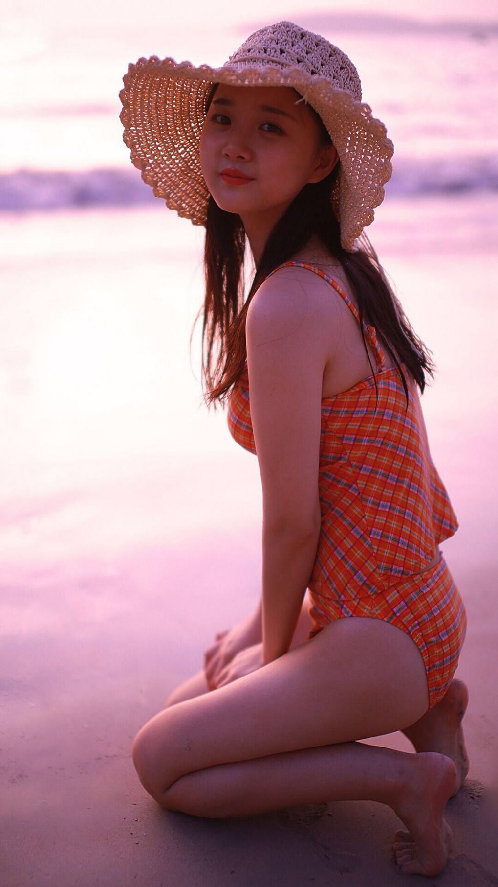 大型夜光水上摩托表演，灯火辉煌中的极速狂飙，水上摩托长啥样