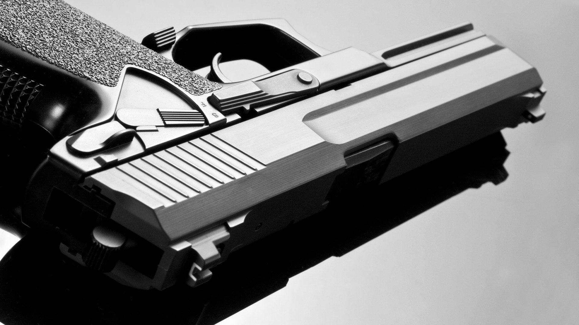 乐鱼体育App下载-西班牙德比大战：豪门对决点燃赛场激情，西班牙足球德比