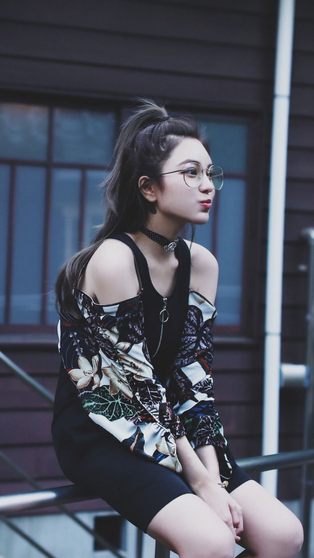 一场比赛中出现了惊艳的进球瞬间，足球比赛进球的一瞬间