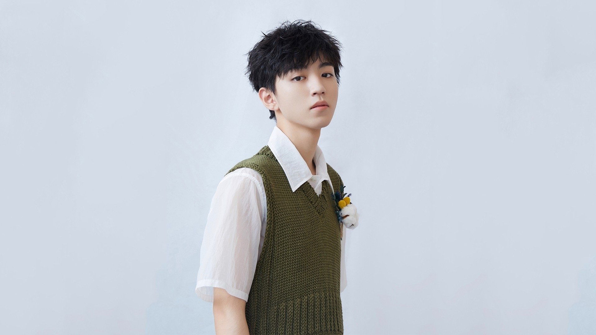 跨界合作推动足球运动普及,体育与娱乐联动,足球运动员跨界