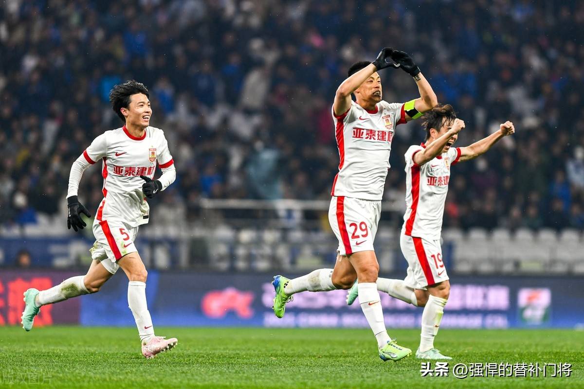 乐鱼体育:新晋国脚谭龙的战术价值与在国家队的前景展望的简单介绍