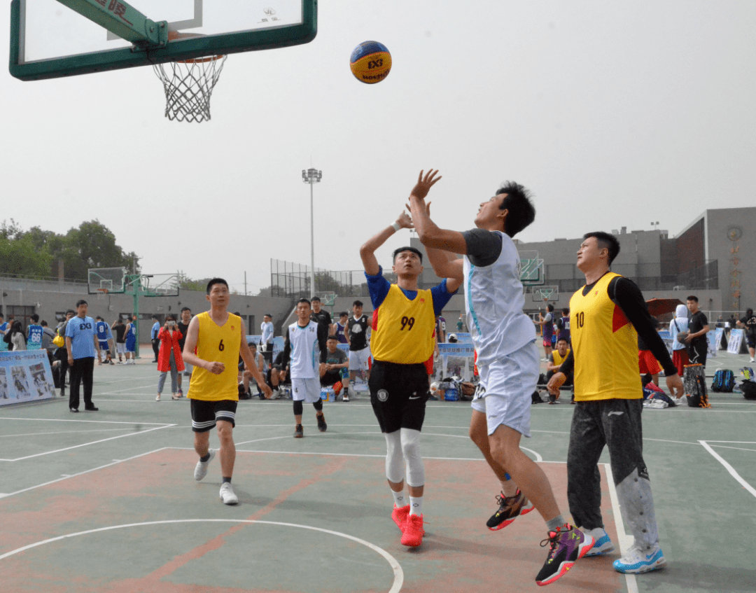 乐鱼体育:篮球公益组织举办慈善晚宴,筹集善款的简单介绍 乐鱼体育:篮球公益组织举办慈善晚宴,筹集善款的简单介绍